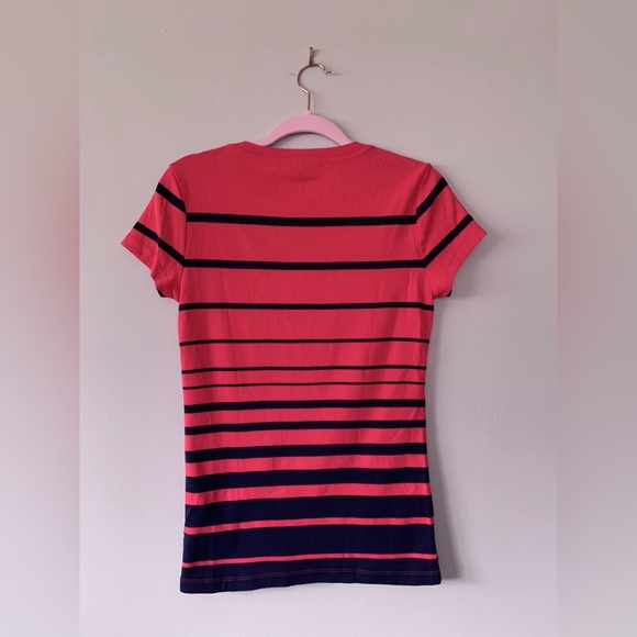 Tommy Hilfiger V-Neck T-Shirt - Medium - Picture 2 of 3